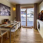 Maison Chercrouit - Dove La Pista Inizia Da Casa 库马约尔